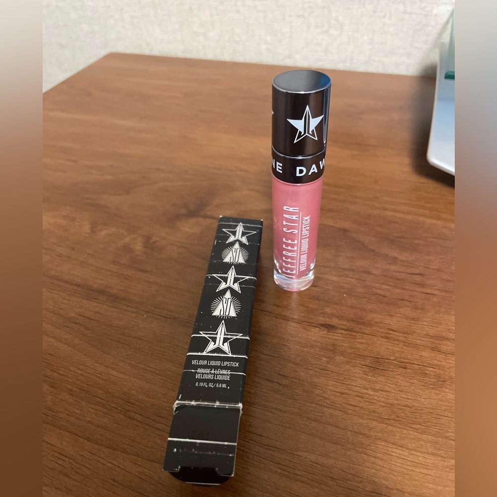 Jeffree Star velour liquid lipstick